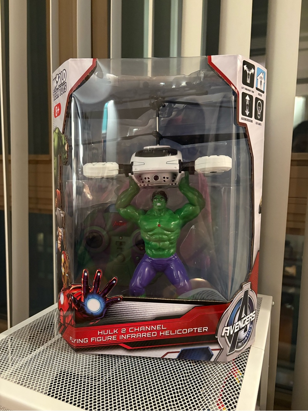 Marvel Avengers Hulk Flying Figure IR Helicopter